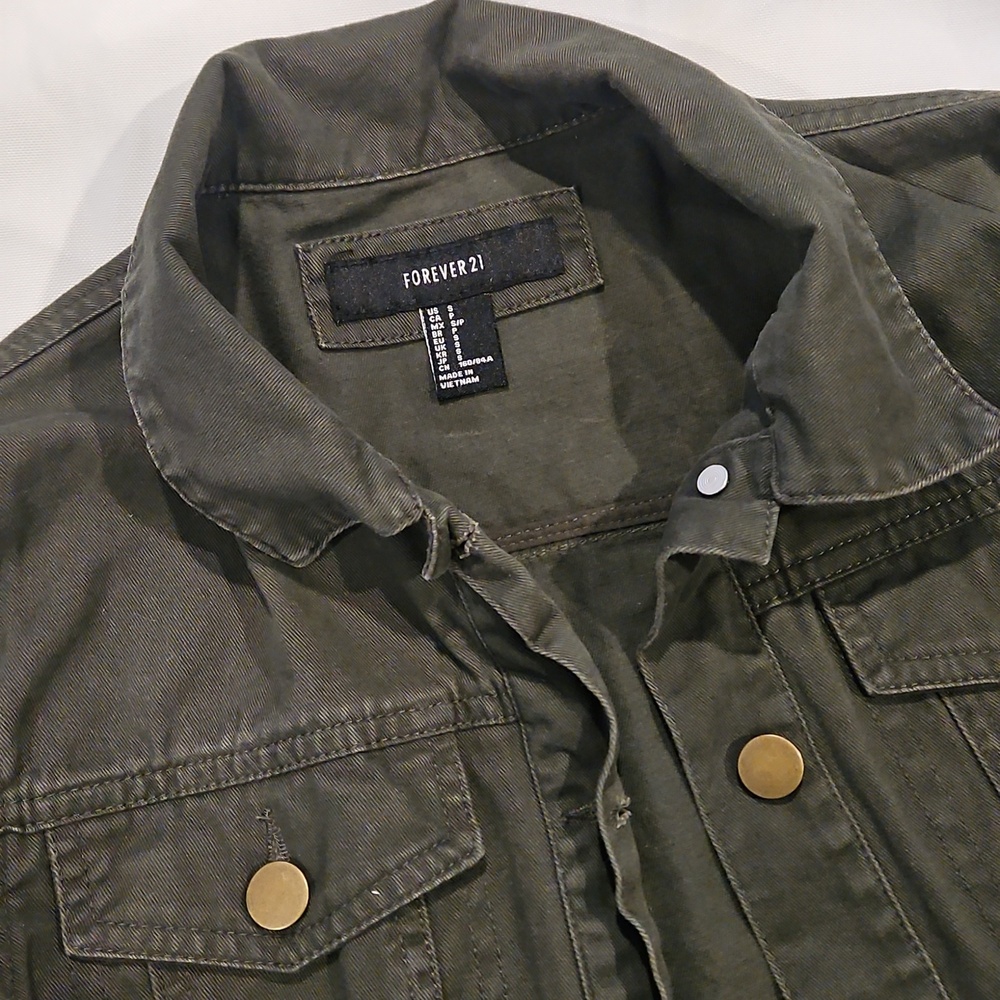 Olive Green Button-Front Utility Jacket - Picture 3 of 3